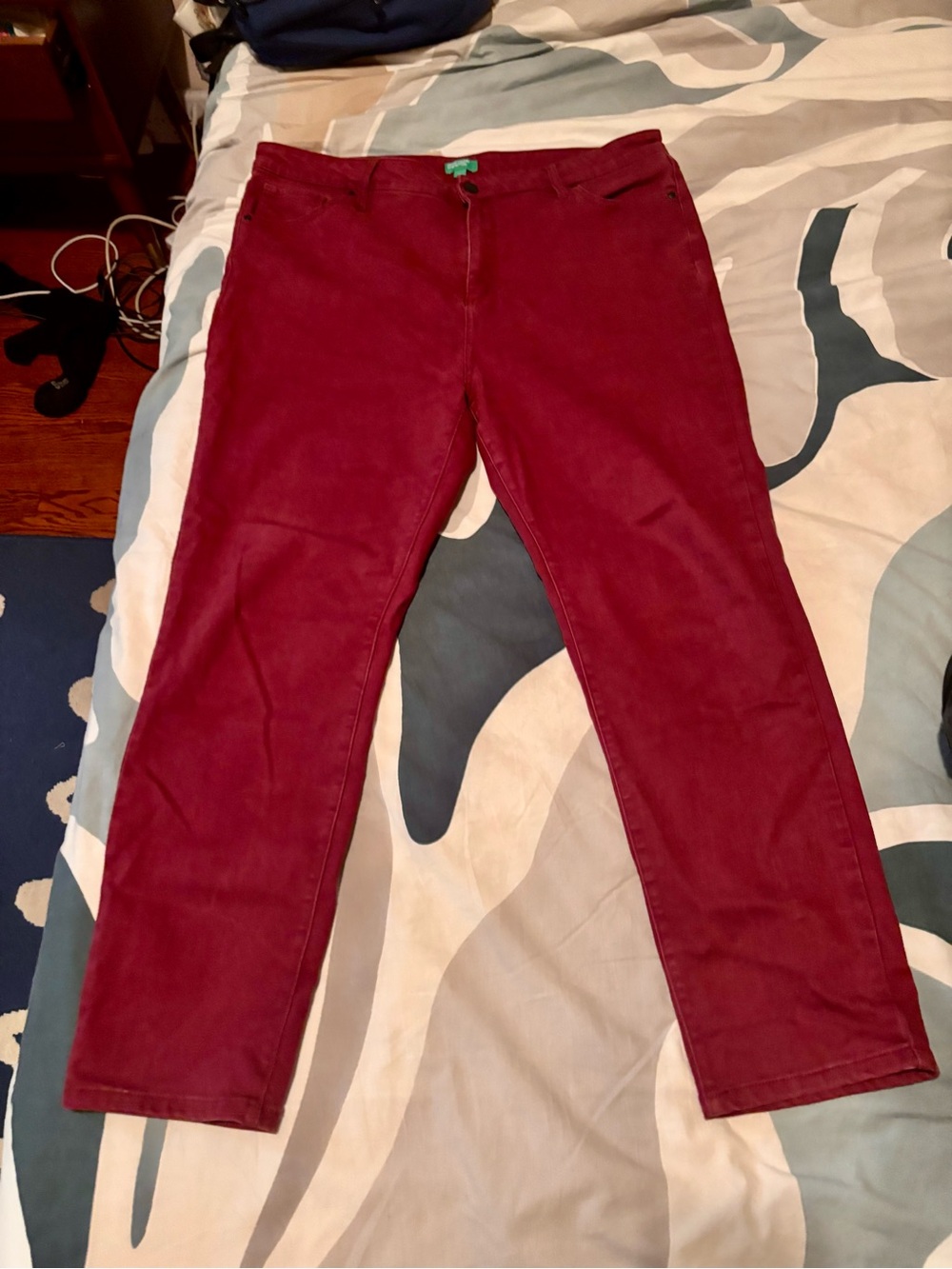 United Colors Of Benetton Straight-Leg Jeans in Deep Wine